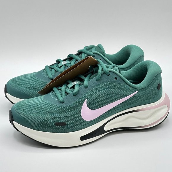 Women's Nike Journey Run Bicoastal Black Sail Pink  FJ7765-301 Sz 6 - Picture 2 of 13